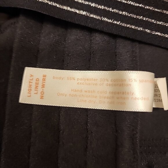 Cacique Bra 44D Lightly Lined No Wire Black Strappy Back - Picture 4 of 4